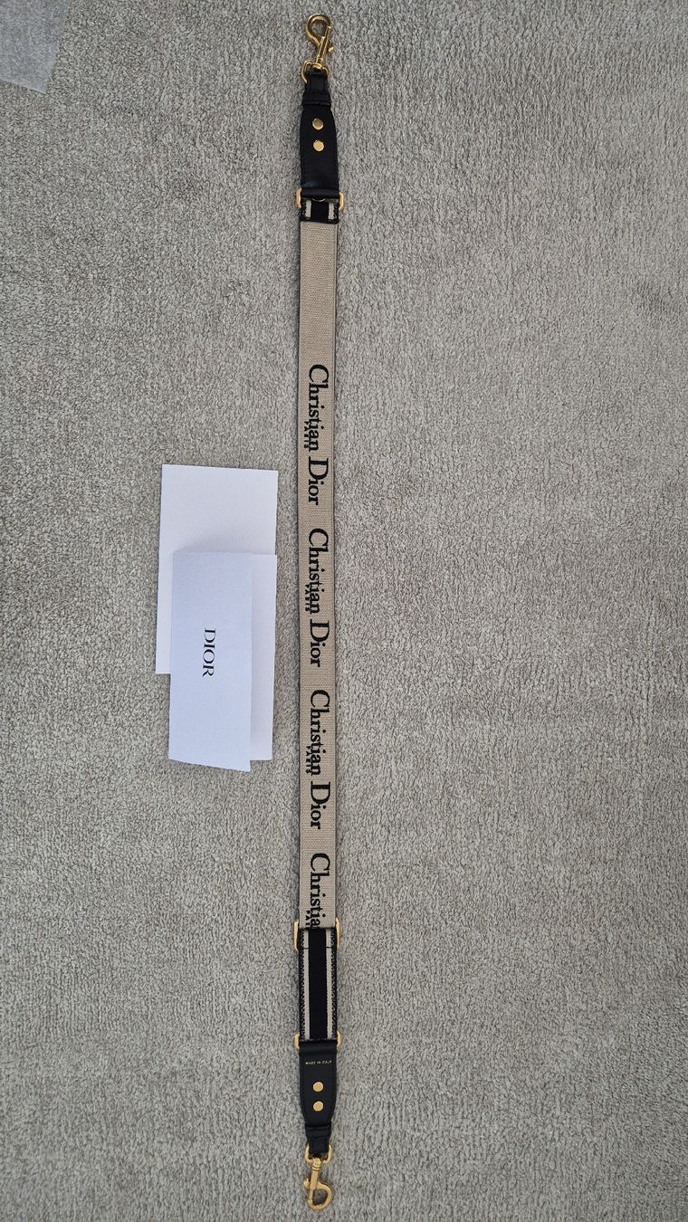 Dior Autres vêtements & accessoires: Christian Dior Strap/ Schulterriemen – D'occasion à Oberentfelden par Principessa75 3