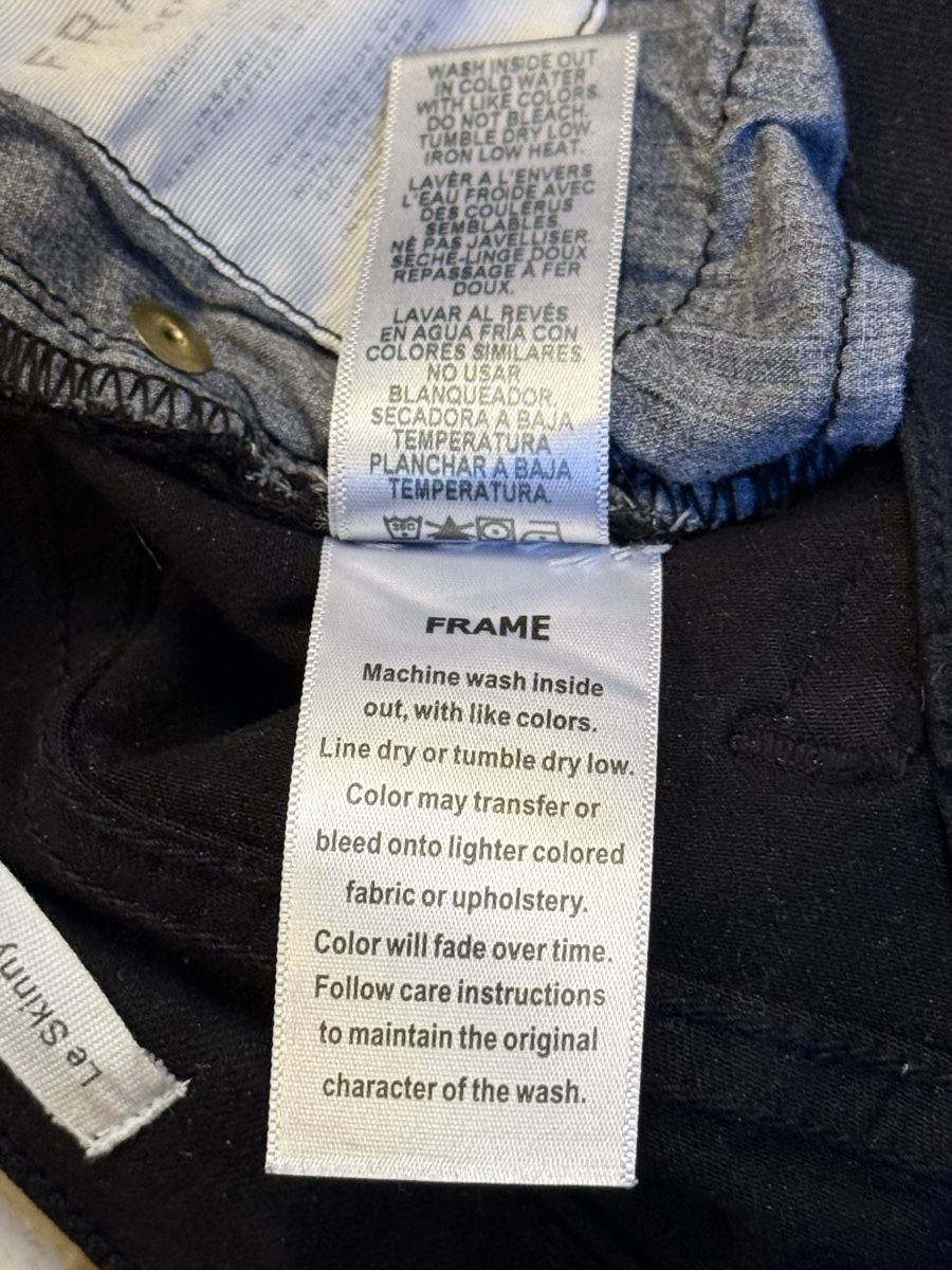 Jeans: Great black FRAME denim jeans. 26” – Gebraucht aus Grund b. Gstaad von PlageNeigeplus 9