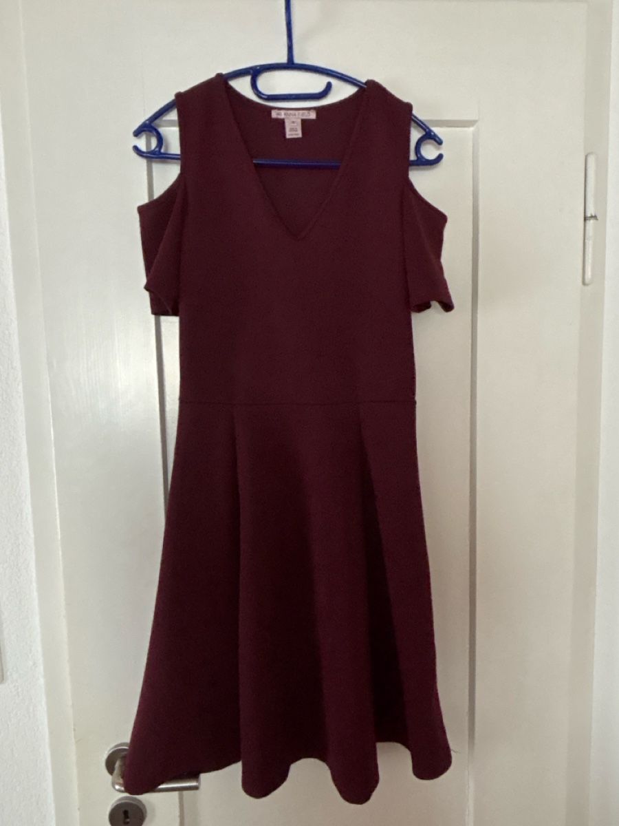 Anna Field Kleider: Kleid Grösse 36 – Gebraucht aus Unterentfelden von Lavach