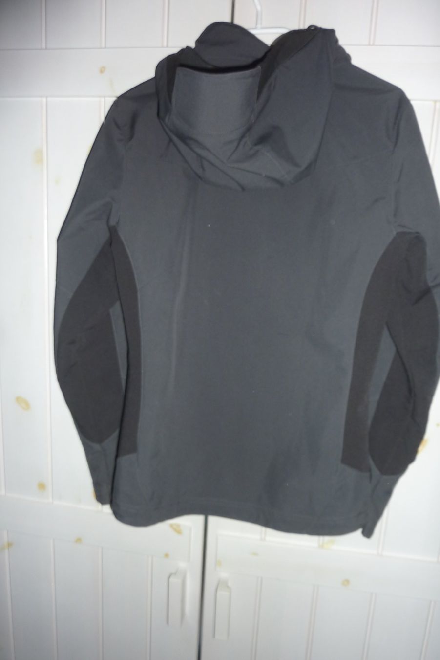 Trevolution Giacche: Trevolution,Softshell,Jacke, Grösse 40, grau/schwarz – Usato da Lausen venduto da akira003 4
