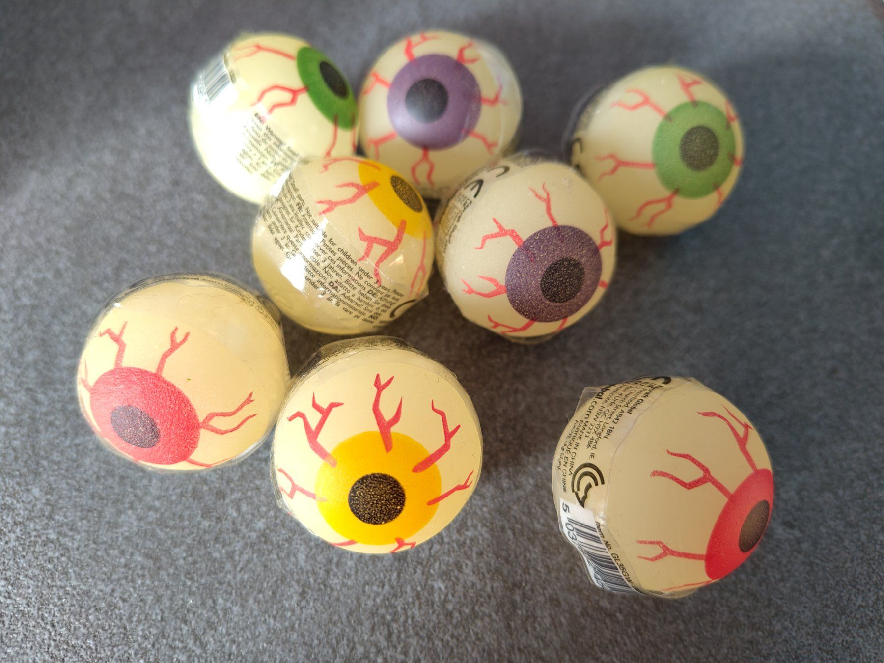 Palloni: 8 Spring älle Ball Augen leuchtend klein neu – Nuovo e nell'imballaggio originale da Leuggern venduto da Pummi19