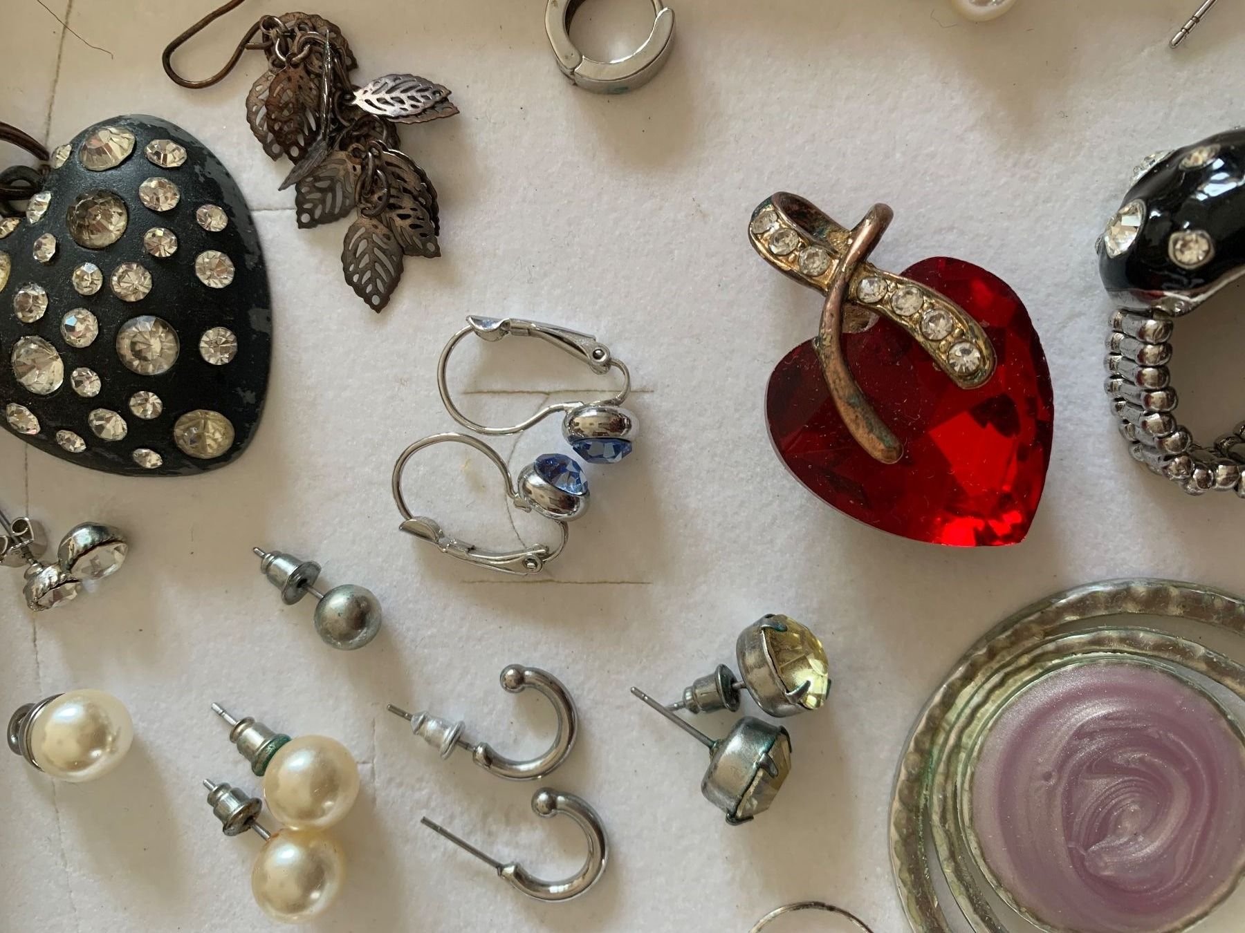 Altri gioielli: Schmuckset div. Ohrringe, Ringe, Anhänger – Usato da Bellinzona venduto da eri_5kqz 5
