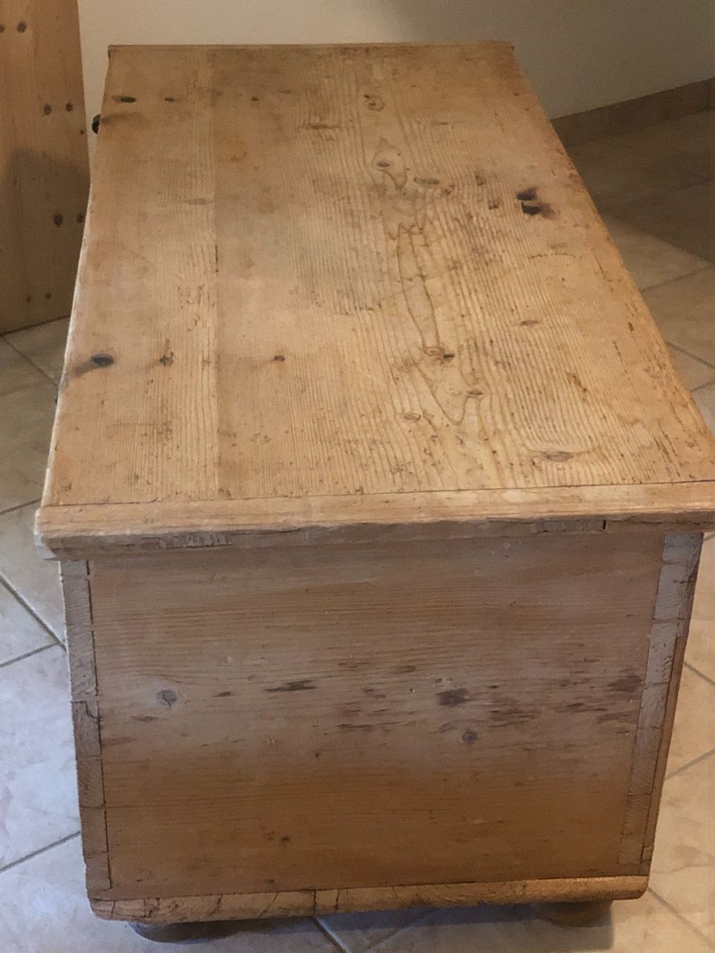 Truhen: Antike Holztruhe – Gebraucht aus Lommiswil von canoga 1