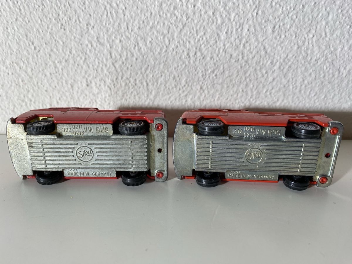 Siku Modellini d'auto: Siku 2x VW Bus – Usato da Winterthur venduto da ben_9vxx 4