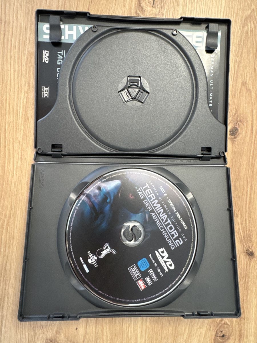 Tutti i DVDs: Terminator 2 - Tag der Abrechnung DVD - Top Zustand! – Usato da Biberist venduto da etesummer 3