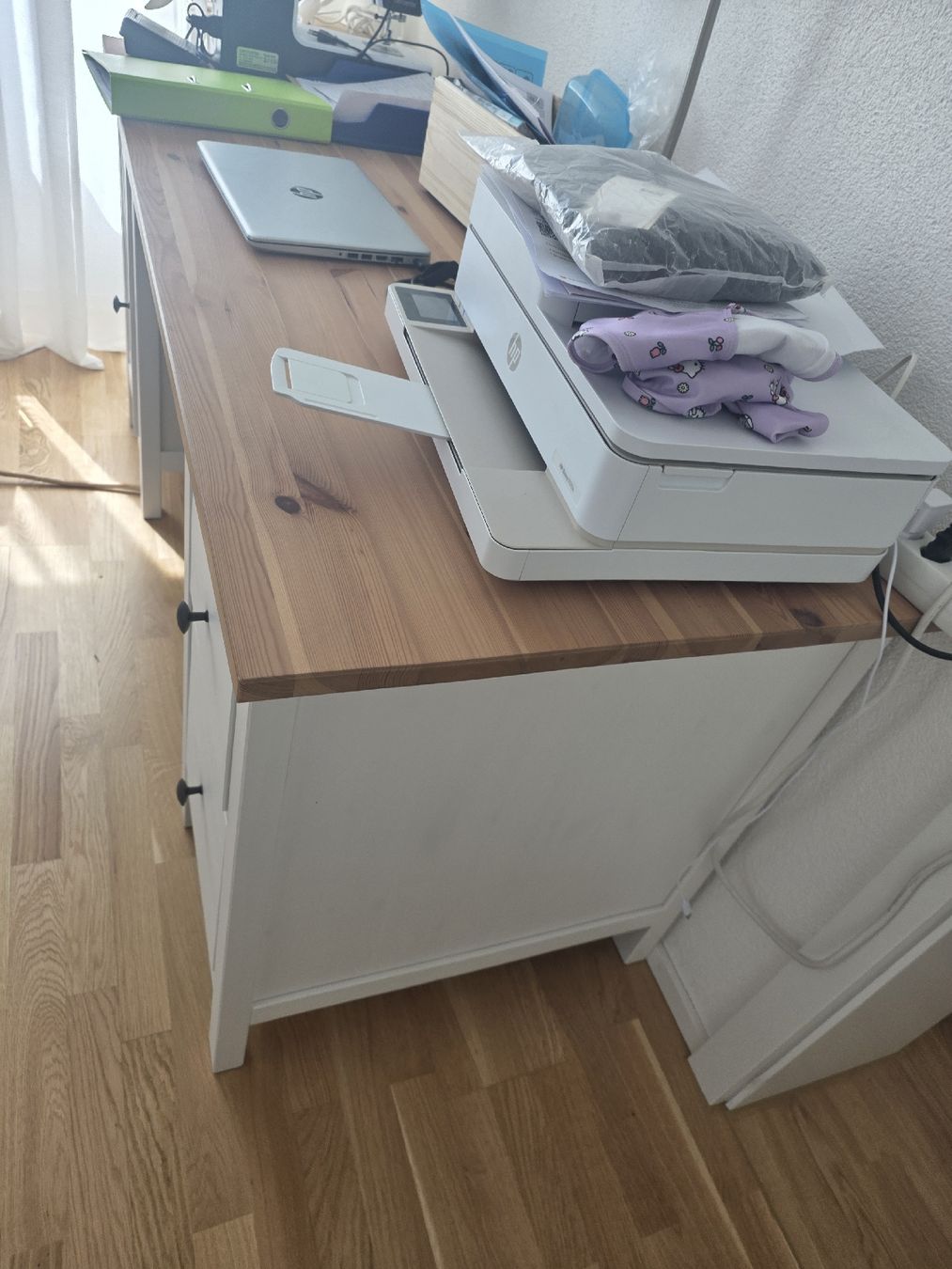 Ikea Scrivanie: Tollter Schreibtisch – Usato da St. Gallen venduto da jes_p9pn 2