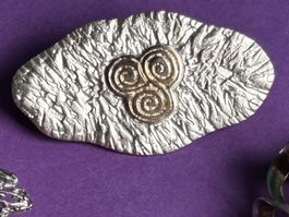 Vintage Brosche Goldschmiedearbeit (Marke)
