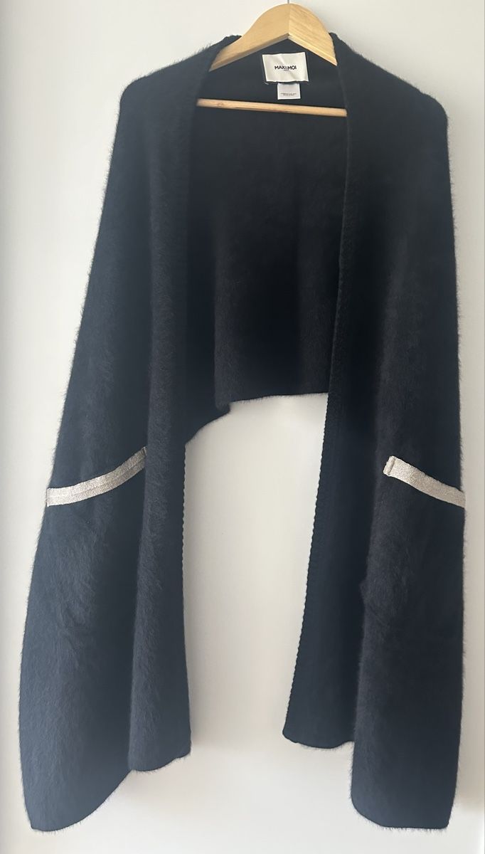 Foulard & Sciarpe: Max & Moi Schal mit Taschen schwarz – Nuovo (secondo la descrizione) da Hindelbank venduto da Surlie