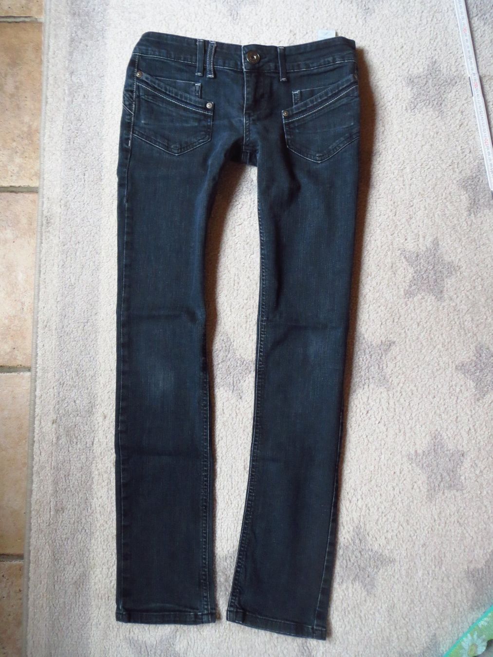 Only Jeans: tolle ONLY Damen Bootcut Jeans gr 28/32 – Usato da Kiental venduto da Anna8702