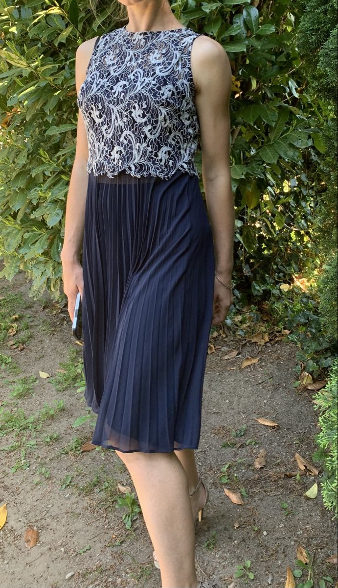 Vestiti: Ralph Lauren abito da cerimonia blu con pizzo, – Usato da Gordevio venduto da LanaZimm 3