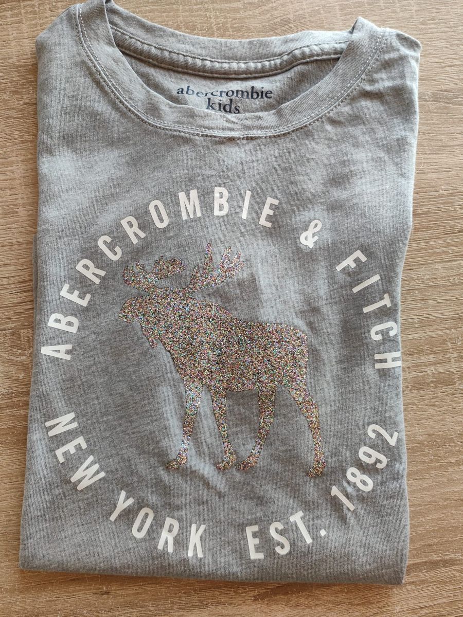 Abercrombie Camicie, T-shirt & Polo: Abercrombie T-Shirt, Grösse 110/116 – Usato da Kleinandelfingen venduto da les_gb7w