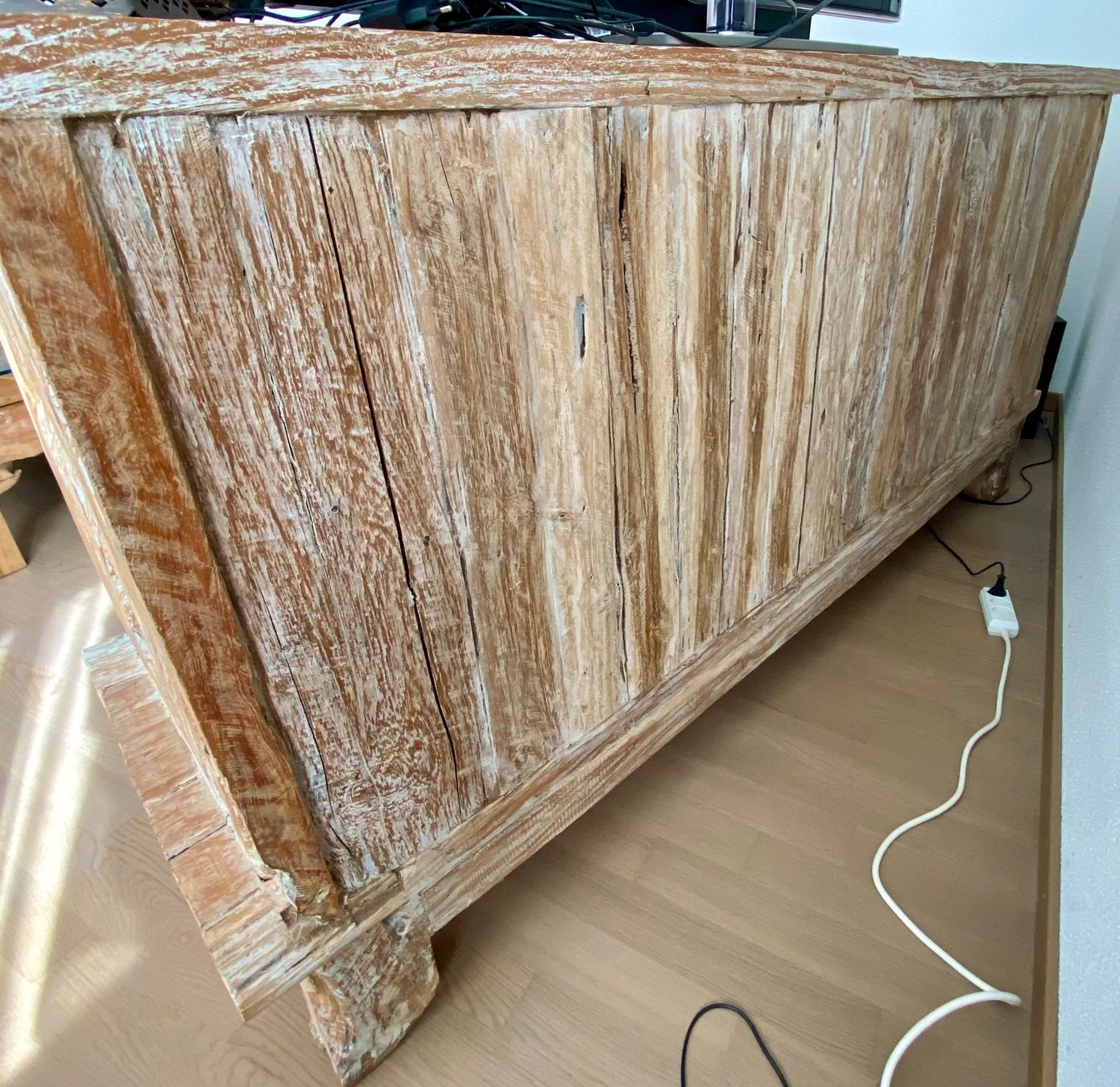 Cassettiere: Einzelstück balinesisches Schwemmholz Sideboard – Nuovo (secondo la descrizione) da Reichenburg venduto da Noxima 5