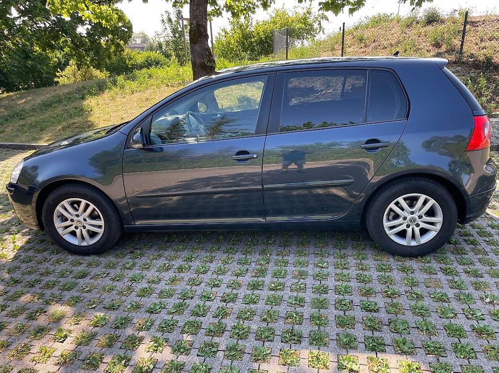 Automobili: VW GOLF LEADER – Usato da Weiningen ZH venduto da caca01 1