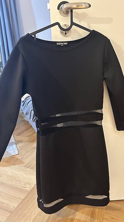 Vestiti: Schwarzes Kleid mit durchsichtigen Teilen – Usato da Zürich venduto da gol_zrr2 1