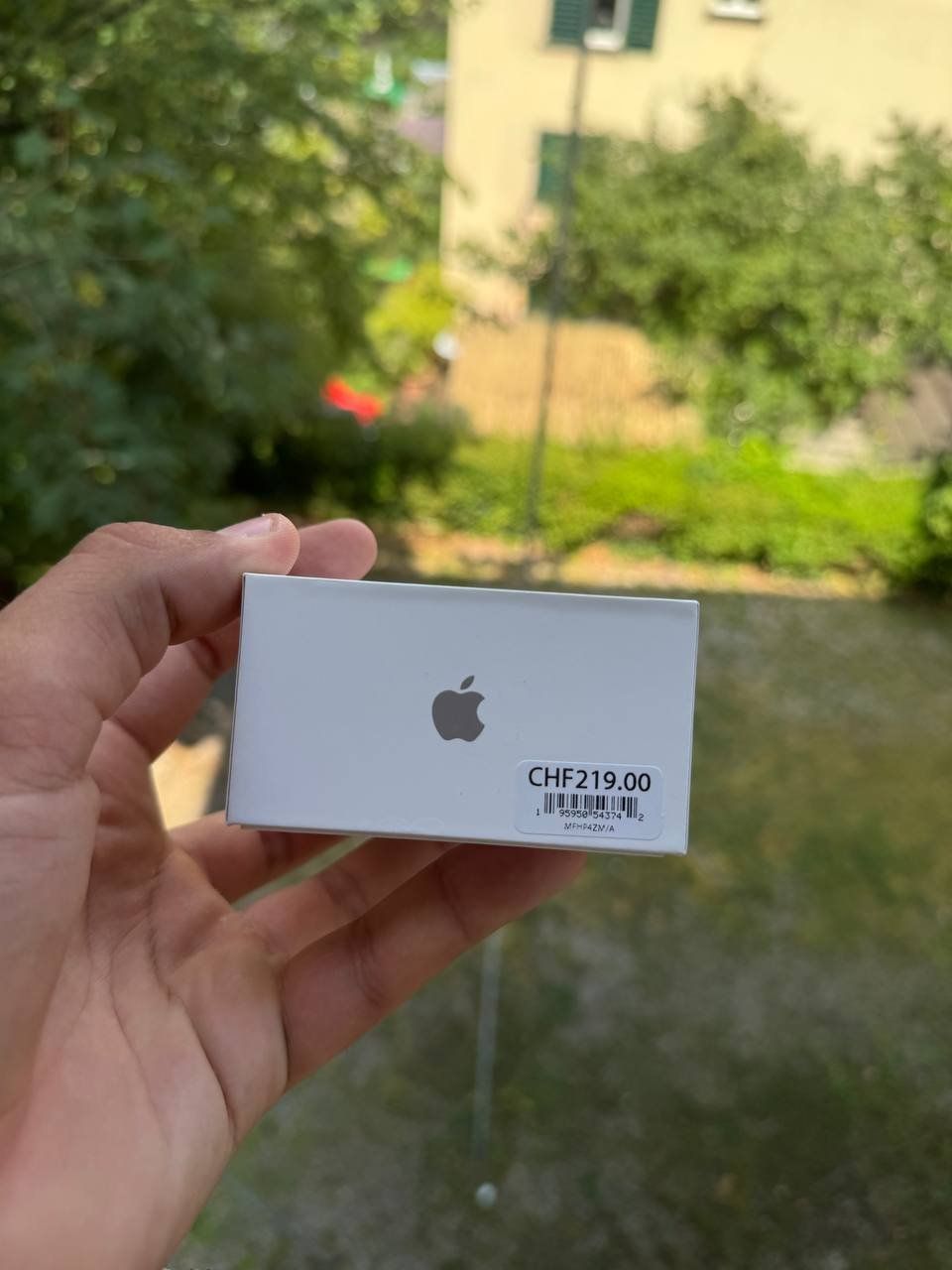 Apple Kopfhörer: AirPods Pro 3, CASE + Linker Airpod – Gebraucht aus Zürich von vla_72d8 2