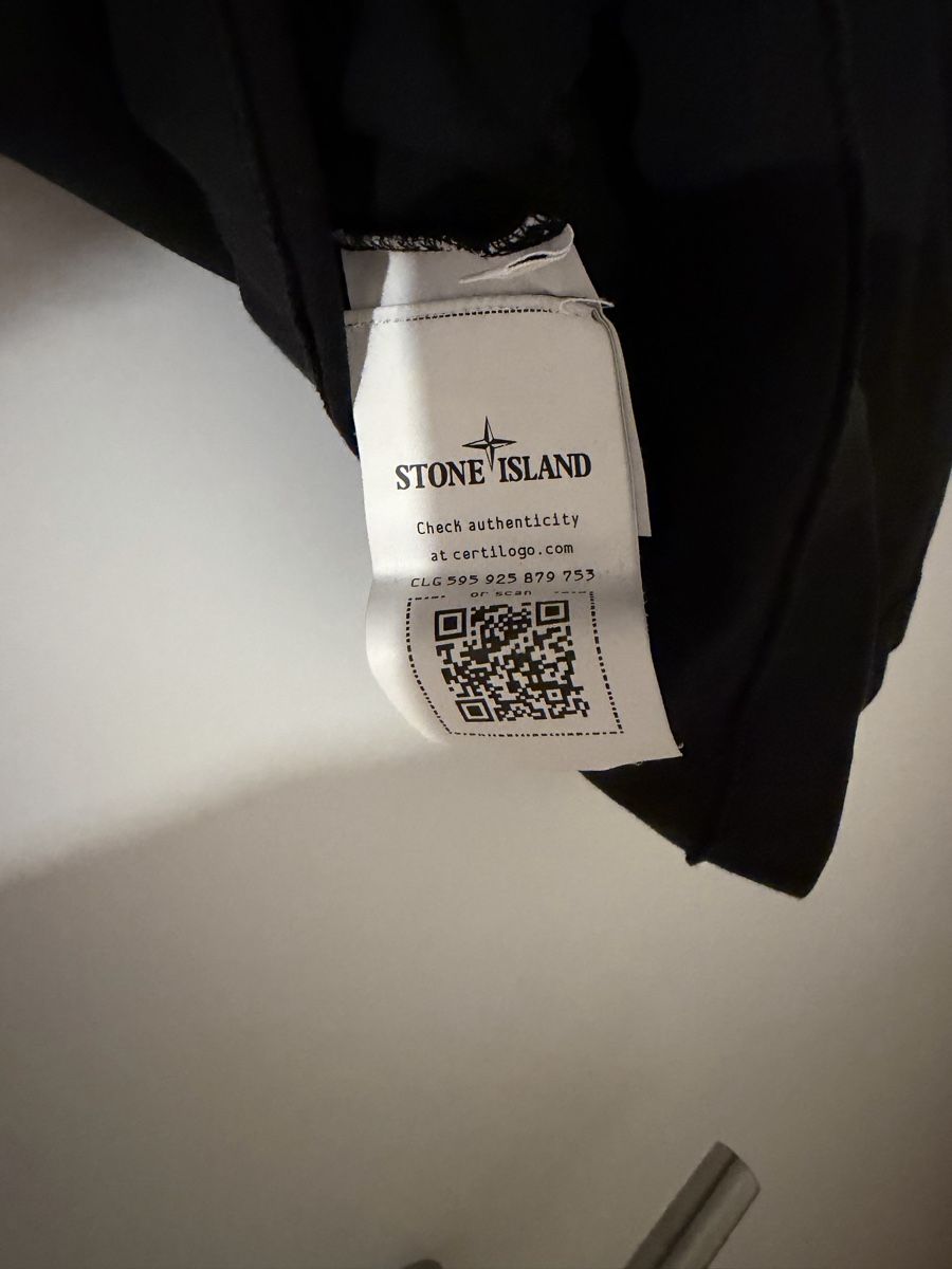 Stone Island Pantalons: Short stone Island – D'occasion à Farvagny-le-Grand par Ben-ja-min 1