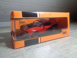 Ixo 1:43 Voiture de Sport Dodge Challenger SRT8 2009