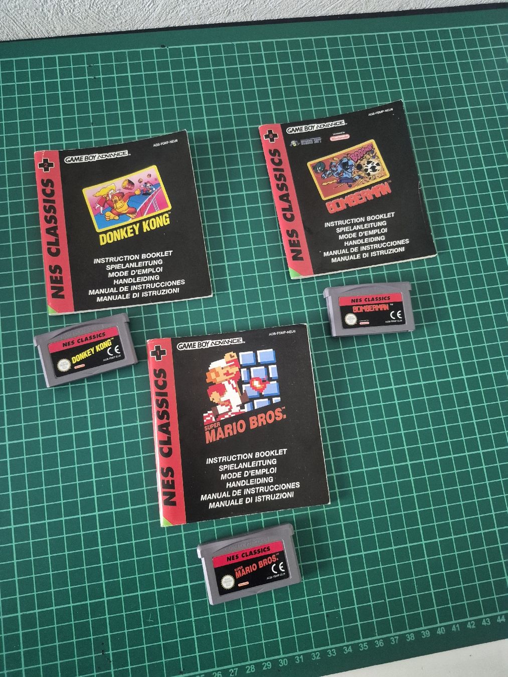 Nintendo Giochi: NES Classics Game Boy Advance Lot +  Instruction Booklets – Usato da Meyrin venduto da Retro-GZ