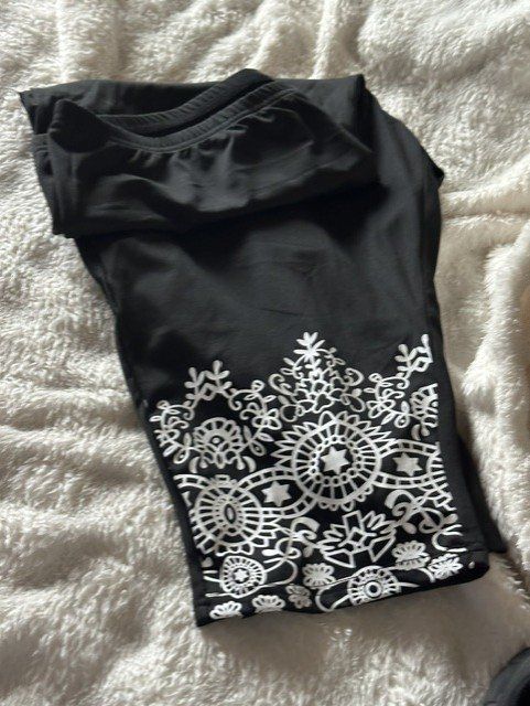 Leggings: Leggins 3/4 – Nuovo (secondo la descrizione) da Grossdietwil venduto da conniha