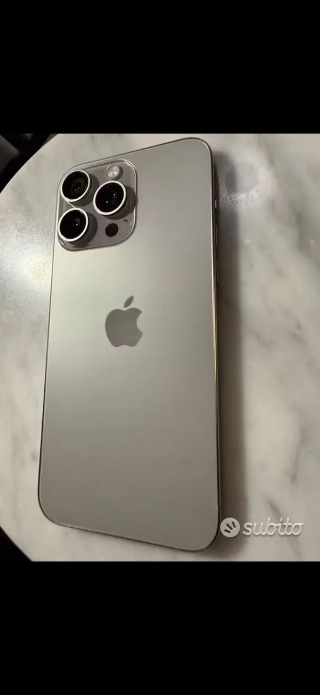 Apple Handys / Smartphones: iPhone 15 Pro Max – Gebraucht aus Lausanne von gia_h5pk 5