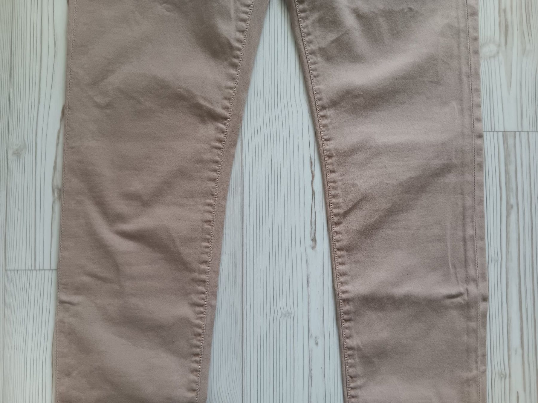 Guess Jeans: GUESS Jeans SKINNY LOW taille / Grosse 28 – Gebraucht aus Cossonay-ville von Super-Price-Quality 2
