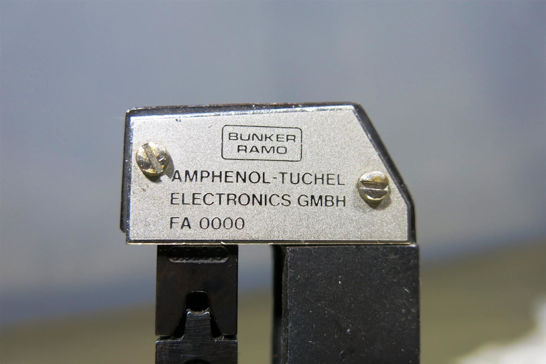 Tutti gli attrezzi: Crimpzange Amphenol FA 0000  Gebrauchter – Usato da Laufenburg venduto da Sirluger 9