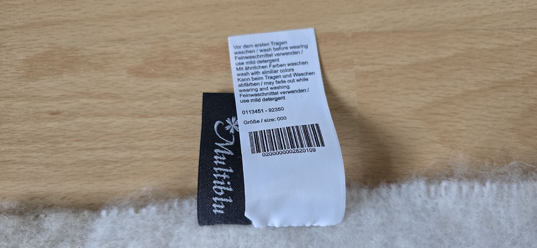 Foulard & Sciarpe: Schal – Nuovo e nell'imballaggio originale da Oberbipp venduto da Meaw13 2