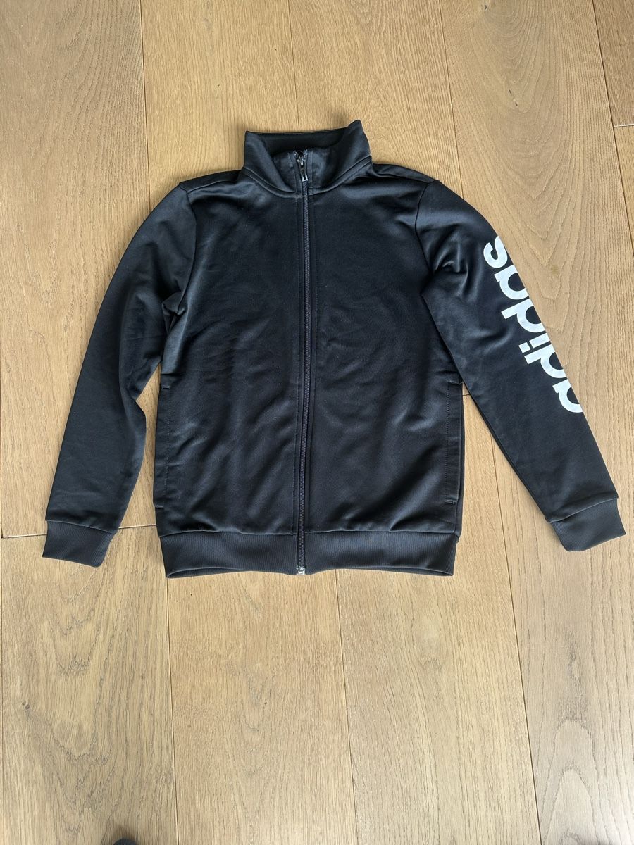 Adidas Giacche & Cappotti: Cooles Adidas Trainerjäckchen Gr. 152,  Sportjacke – Usato da Hattenhausen venduto da Topas00