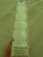 Neuwertiges Kosmetik-Reise-Set