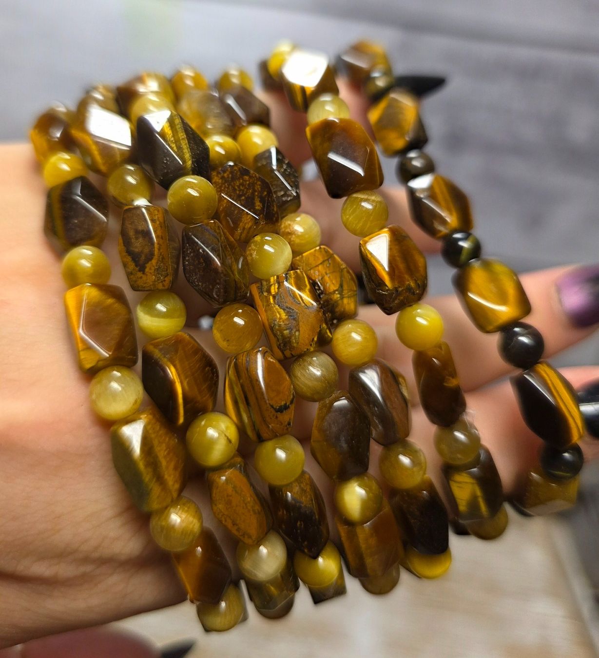 Minerali & Pietre curative: Braun/Gold Tigerauge Armband – Nuovo e nell'imballaggio originale da Matzingen venduto da Shay_Crystalz 1