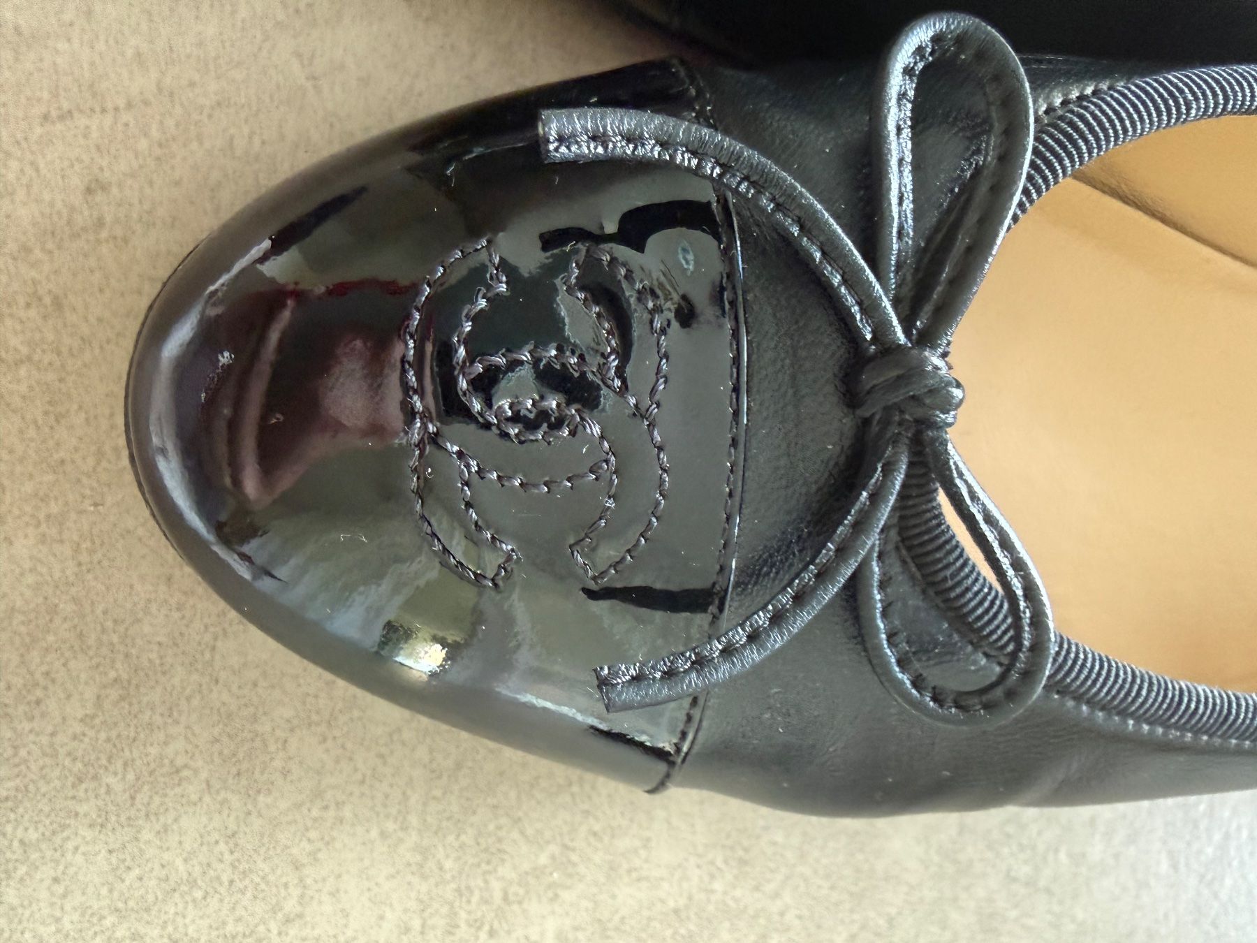 Chanel Scarpe da donna: Chanel Ballerinas Schwarz Grösse 40.5 – Usato da Meggen venduto da nat_z89l 2