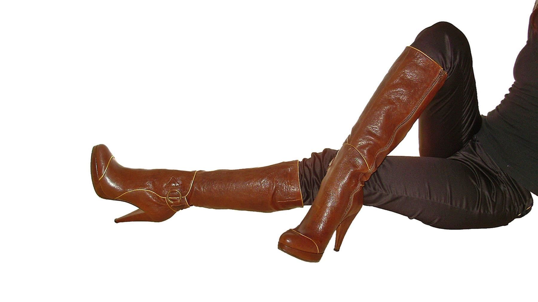 Damenschuhe: Stiefel  Arise Gr. 39 in Dunkel Braun – Neu und originalverpackt aus Horn von thatlooksgood