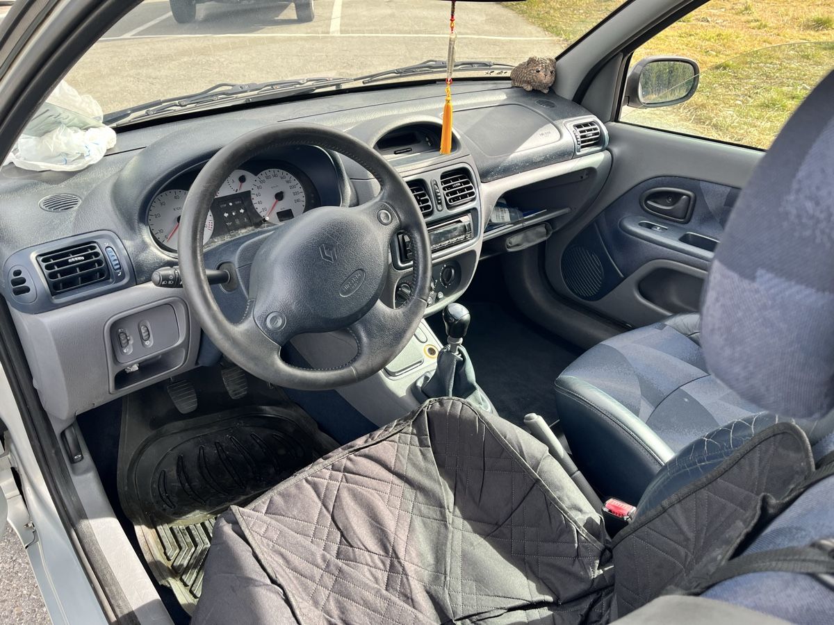 Renault Automobili: Renault Clio 1.6 16V – Usato da Thun venduto da soeep 5