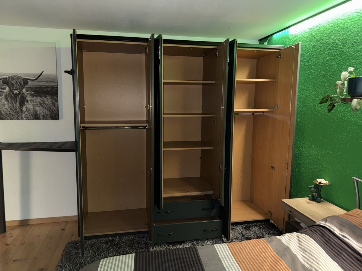Armadi: Kleiderschrank – Usato da Stetten venduto da LouieR. 3