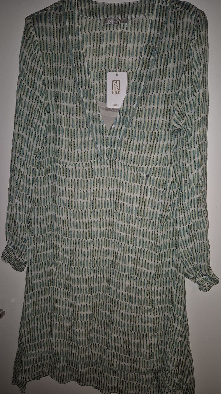 Nile Kleider: nile kleid, neu, gr xs – Neu und originalverpackt aus Luzern von Ami-be