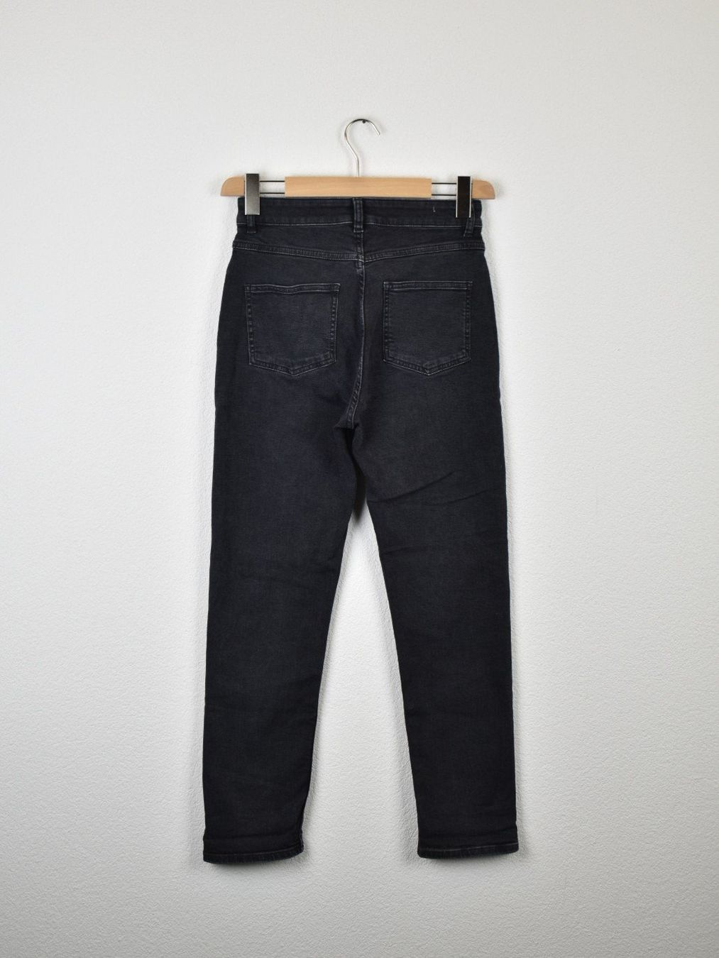 Jeans: Knowledge Mom Jeans "Iris", dunkelgrau, Gr.26/30 – Usato da Nürensdorf venduto da 2ND_STORY 1