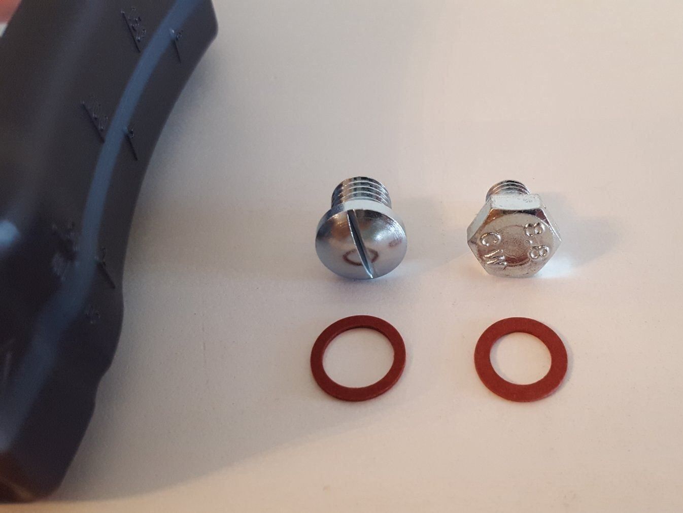 Parti ricambio per ciclomotori: Ölwechsel- Set Puch Maxi E50 Motor – Nuovo e nell'imballaggio originale da Gossau SG venduto da Puch-tech 2