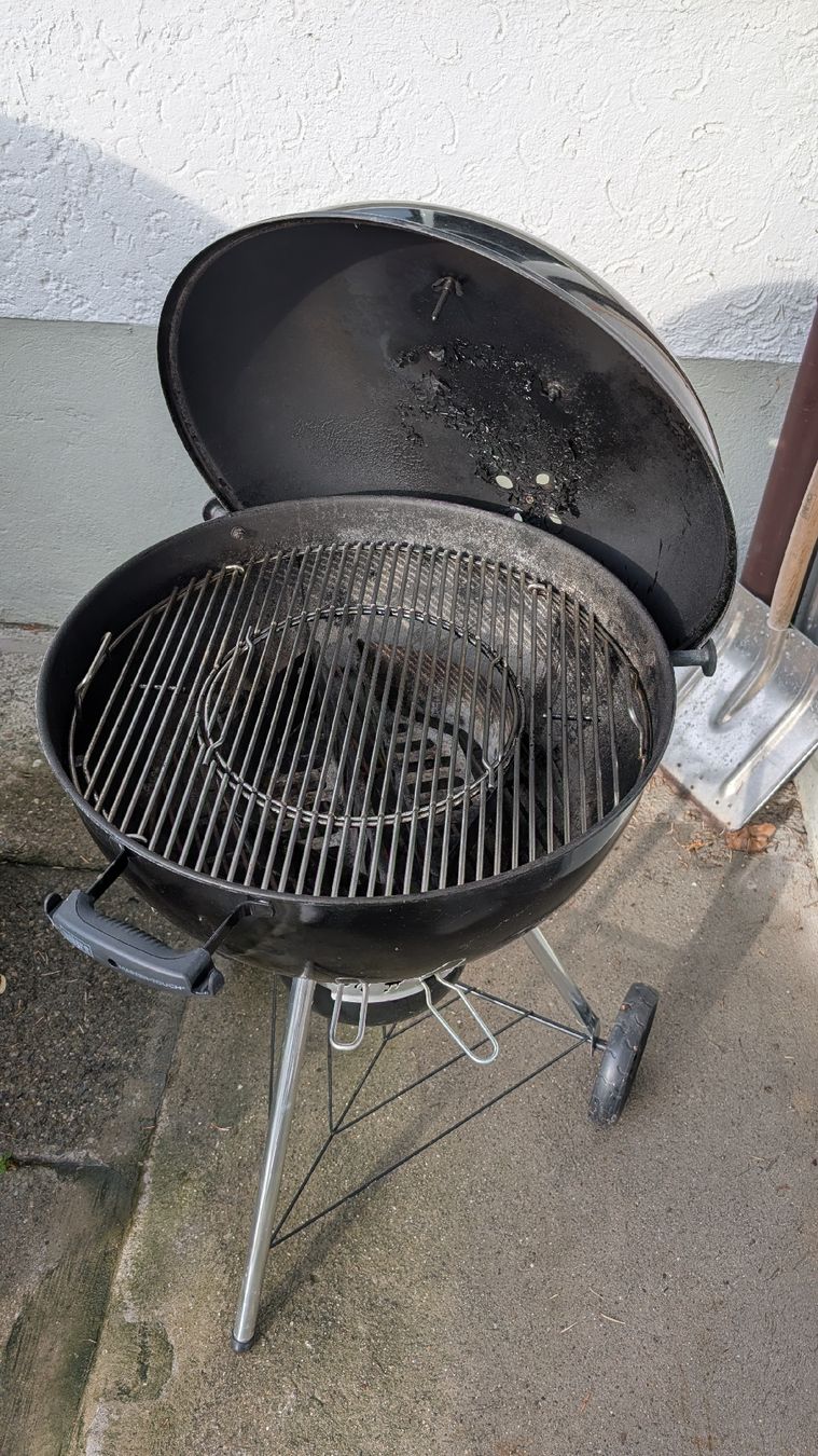 Griglie: Weber Master Touch mit Zubehör  – Usato da Forch venduto da Fagol 1