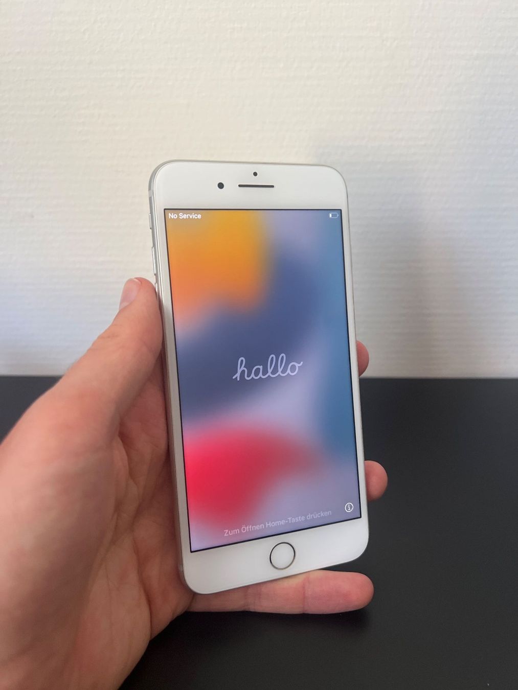 Apple Telefoni cellulari / Smartphones: iPhone 7 Plus, 32 GB, Silber – Usato da Meilen venduto da Familie_Widmer