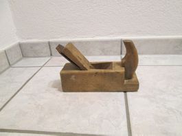 Alter Hobel Holzhobel Tischlerhobel aus Holz mit Handgriff