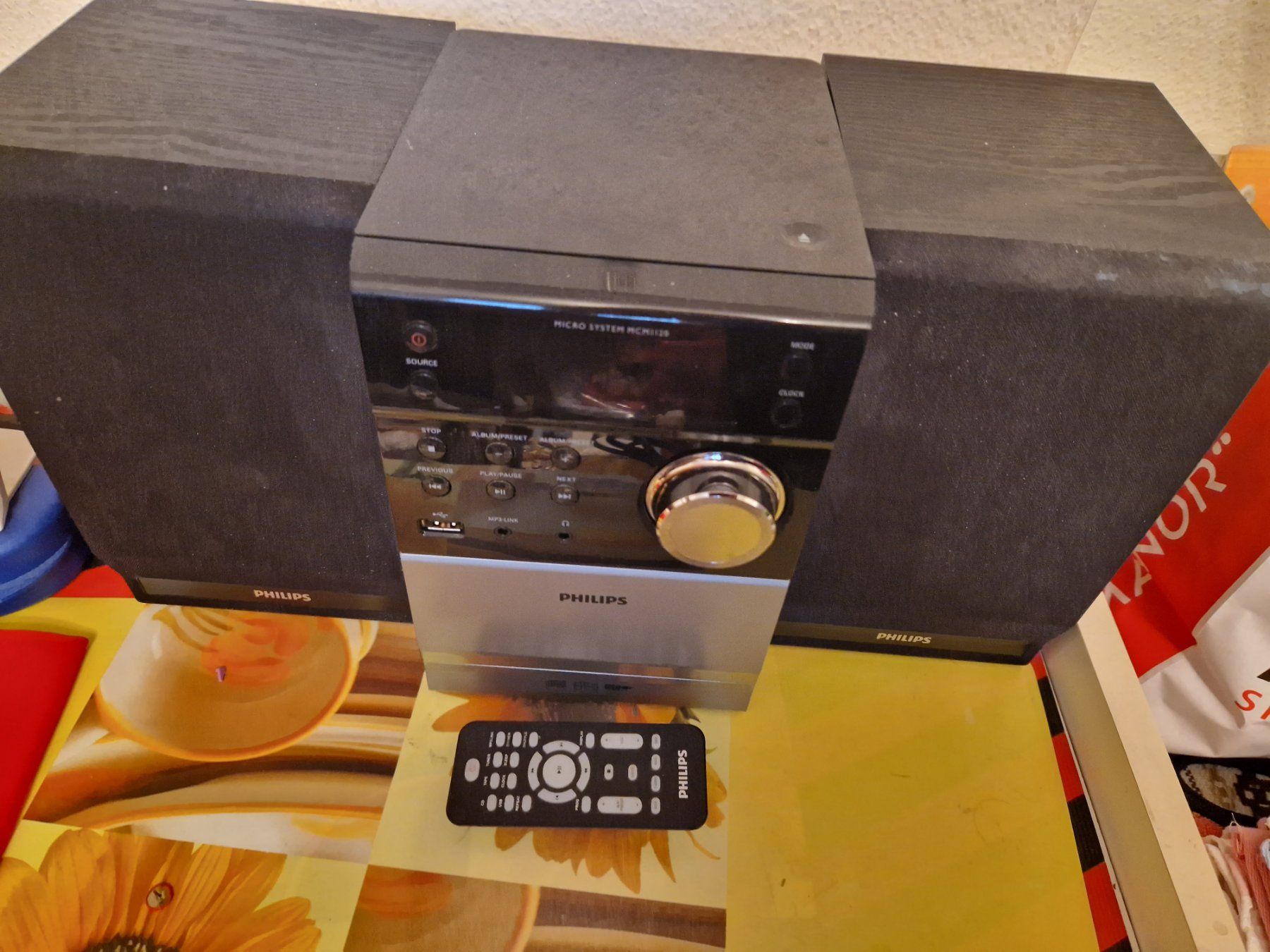 Philips Radio: Philips Micro-Anlage mit CD, Radio und Kassette – Difettoso da Wettingen venduto da Dilan-Seher