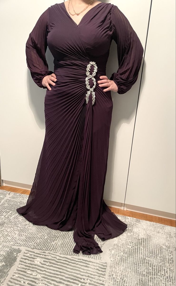 Vestiti: Abendkleid Gr 40 – Nuovo (secondo la descrizione) da Glattbrugg venduto da kar_7njd 1