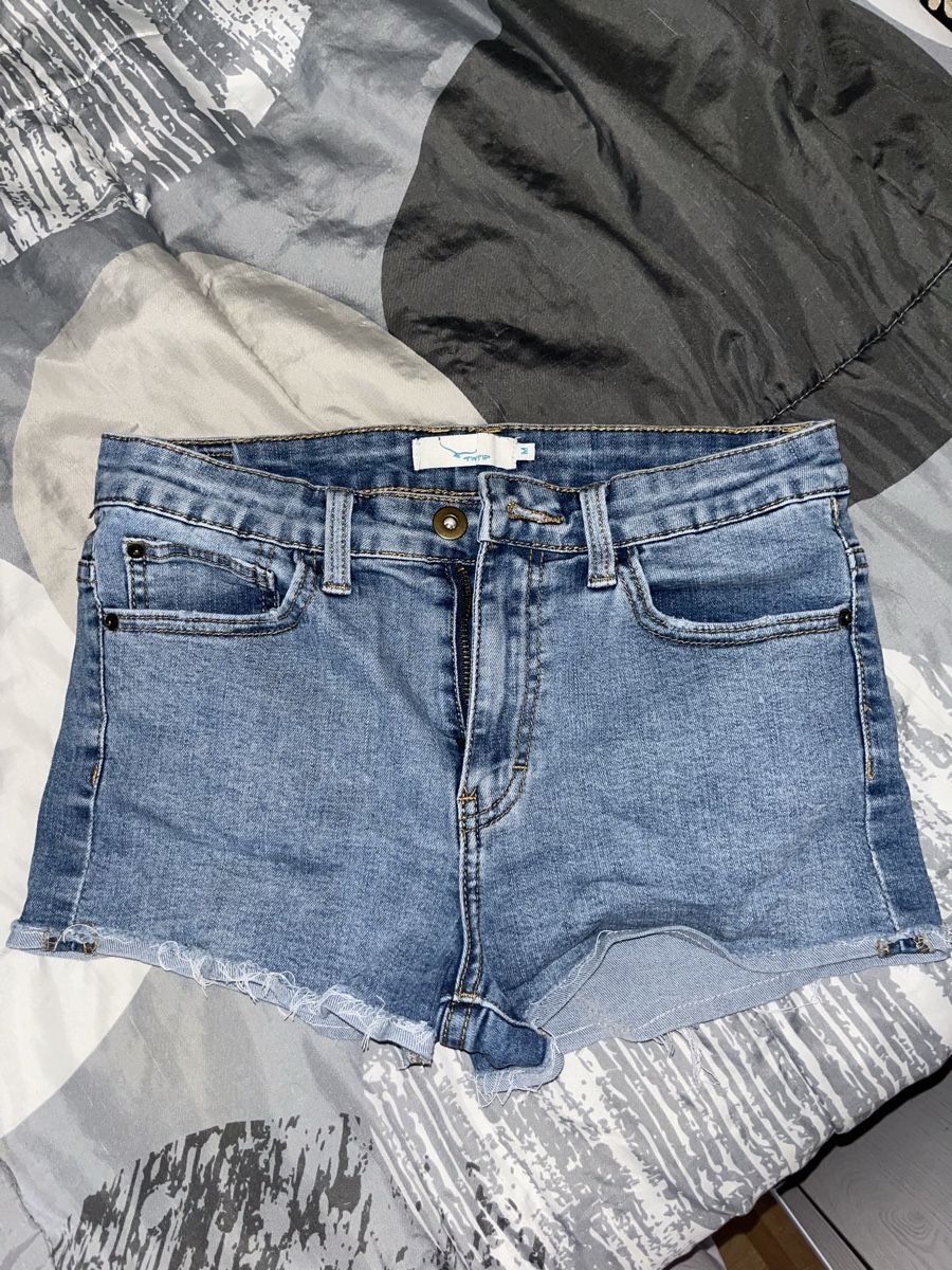 Jeans: Short – Usato da Montsevelier venduto da Duna2210