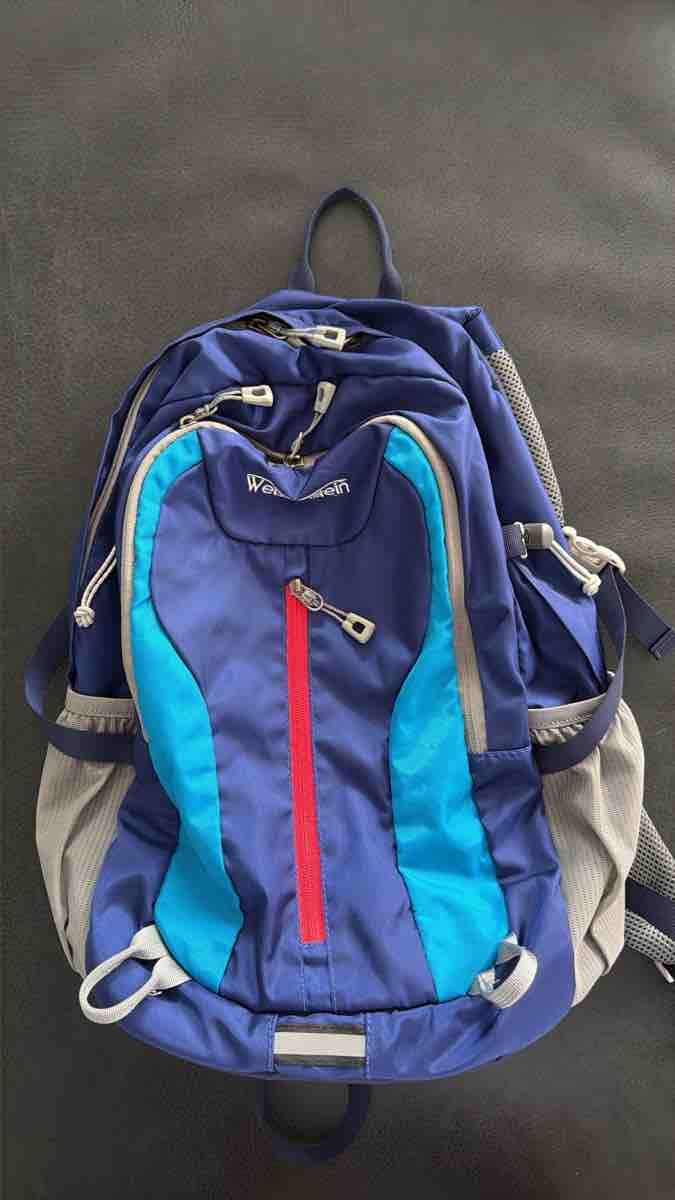Rucksäcke: Hiking Backpack Unisex Blue Acceptable Condition – Neu (gemäss Beschreibung) aus Winterthur von lor_f877