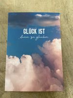 Postkarte Glück ist daran zu glauben neu