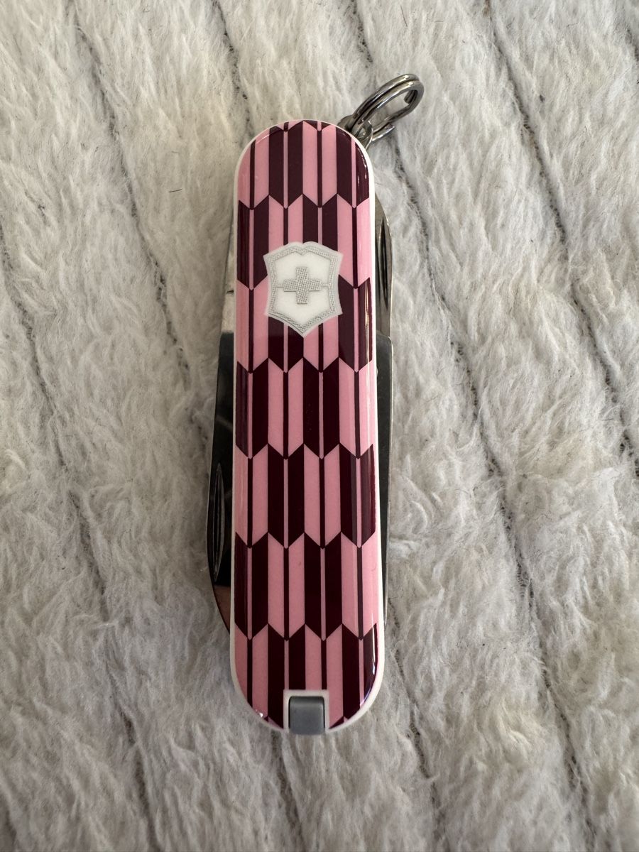 Victorinox Coltelli tascabile: Victorinox classic Arrowa 2010 – Nuovo e nell'imballaggio originale da Hergiswil NW venduto da wert721