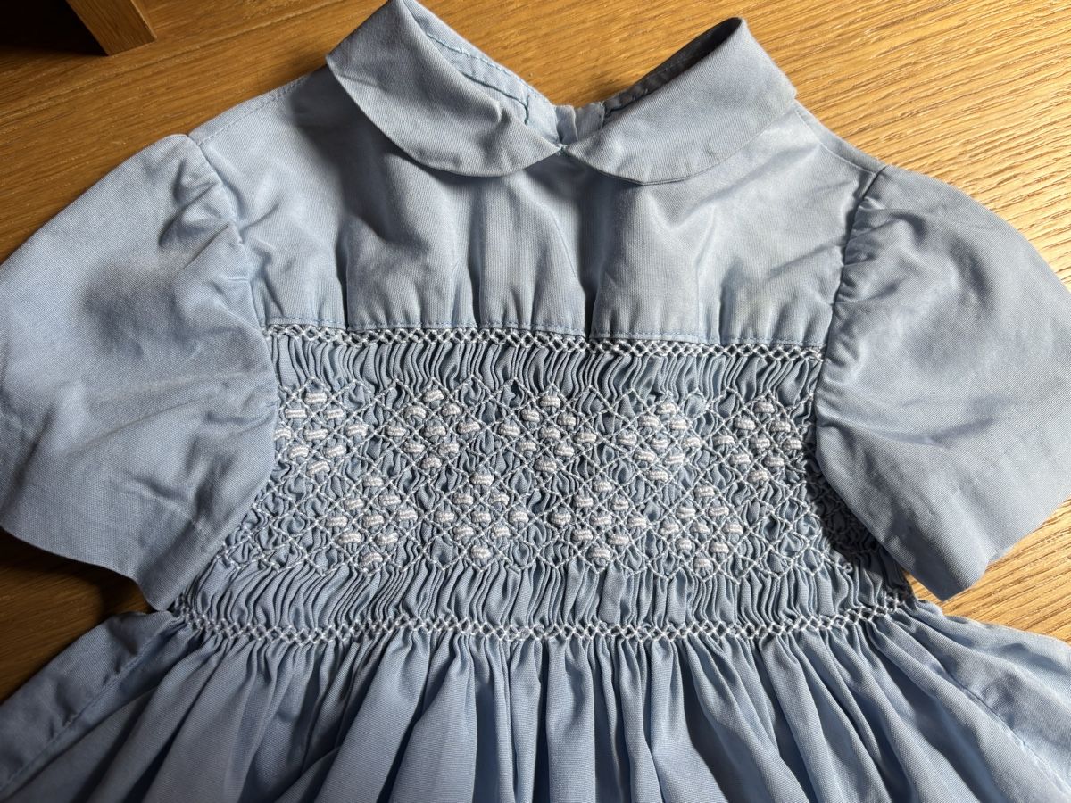 Vestiti & Gonne: Robe bébé ou poupée 1-2 mois - faite main – Usato da Founex venduto da ari_2gt7 3