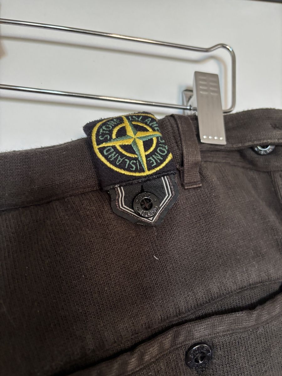 Stone Island Pantalons: Pantalon jogging stone island – D'occasion à St-Saphorin-Lavaux par selb94 7
