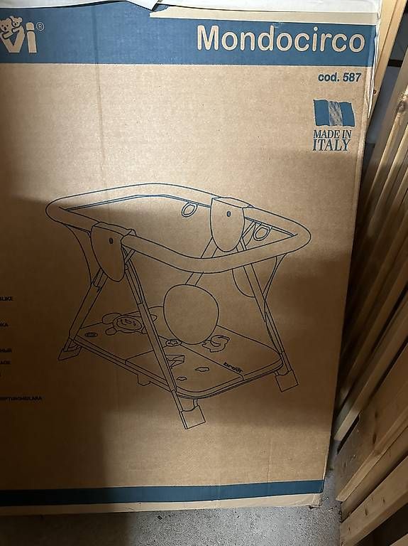Box & Barriere di sicurezza: Laufstall (Box) – Usato da Zürich venduto da agn_p2v8 2
