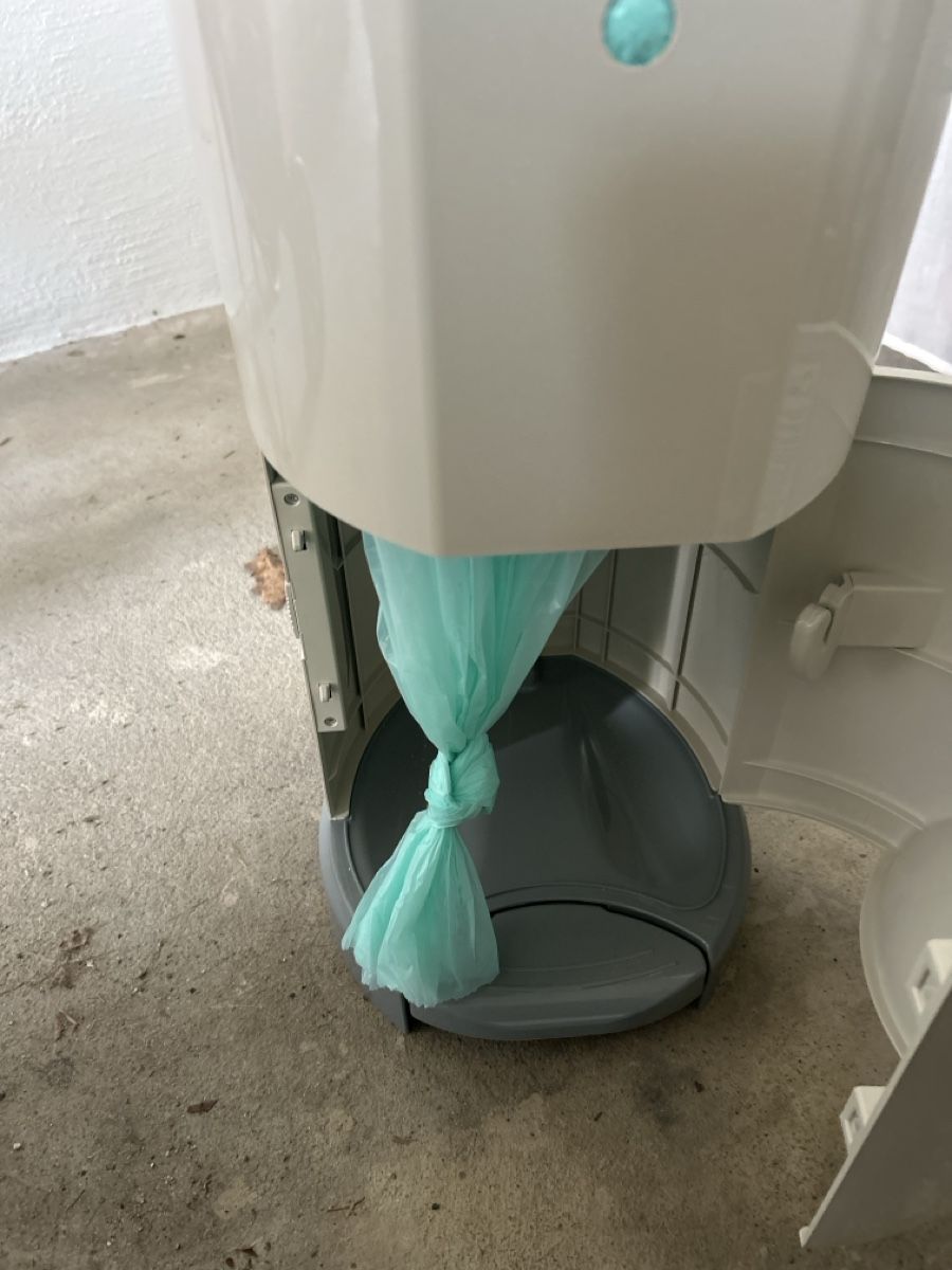 Abfalleimer: Litter Champ Katzen Eimer – Gebraucht aus Worben von AlliaB 2